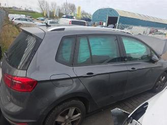  Volkswagen Golf Sportsvan  2017