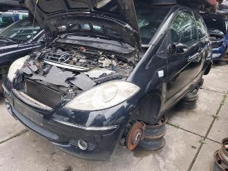 Coche siniestrado Mercedes A-klasse A (W169), Hatchback, 2004 / 2012 1.7 A-170 2005/9