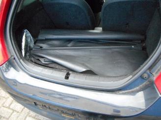 Volvo C-30 C30 (EK/MK) Hatchback 3-drs 1.6 D 16V (D4164T) [80kW]  (10-2006/12-201=
2) picture 9