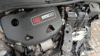 Fiat Panda Panda/Pandina (312) Hatchback 0.9 TwinAir Turbo 85 (312.A.2000) [63kW]=
  (02-2012/...) picture 5