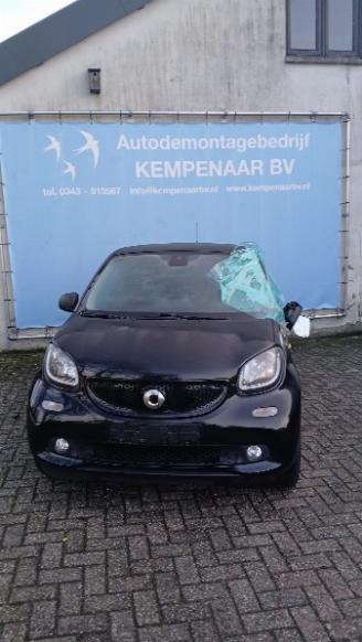  Smart Forfour Forfour (453) Hatchback 5-drs 0.9 TCE 12V (M281.910) [66kW]  (09-2014/=
=2E..) 2017