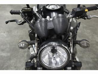 Suzuki  GSF 650 Bandit ABS picture 12