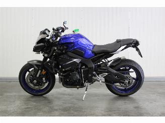 skadebil motor Yamaha MT-10  2017