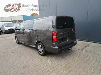 Peugeot Expert Expert (V1/VA/VB/VE/VF/VT/VY), Van, 2016 2.0 Blue HDi 180 16V picture 2