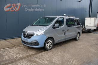 Uttjänta bilar auto Renault Trafic Trafic Passenger (1JL/2JL/3JL/4JL), Bus, 2014 1.6 dCi 115 2015/6