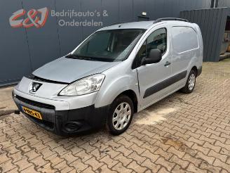 Salvage car Peugeot Partner Partner Tepee (7A/B/C/D/E/F/G/J/P/S), MPV, 2008 / 2018 1.6 HDiF 90 16V Phase 1 2011/10