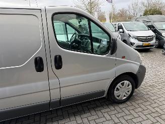 Opel Vivaro  picture 17