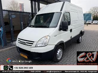 skadebil bedrijf Iveco Daily  2008/3