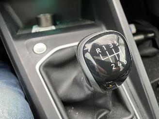 Volkswagen Golf 1.5 TSI R-LINE picture 9