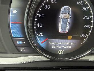 Volvo V-60 2.4 D6 AWD Hybride  R Design picture 19