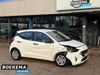 skadebil auto Hyundai I-10 1.0 i-Drive 2022/2