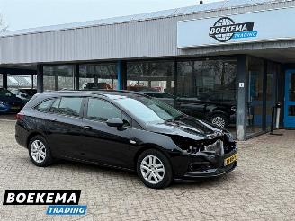 Schadeauto Opel Astra Sports Tourer 1.0 Online Edition Navigatie Climate Cruise 2019/1