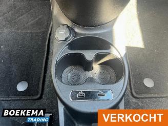 Fiat 500 1.0 Hybrid Lounge Navigatie Climate Cruise PDC picture 29