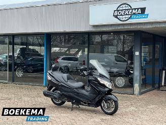 krockskadad bil motor Suzuki Burgman 400 400A Handvat verwarming 2009/2