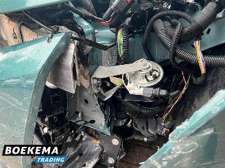 Peugeot 308 SW 1.6 Plug-in Hybrid 180 Navi Cruise Climate Trekh. PDC picture 14