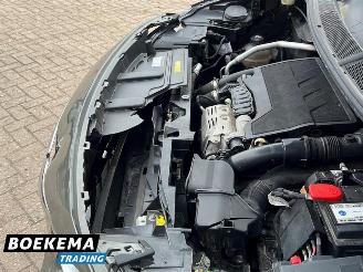 Peugeot 3008 1.2 PureTech Premium Keyless Virtual Navi Camera PDC picture 17