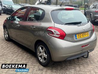 Peugeot 208 1.4 VTi Active 5-Drs Climate Cruise Trekh. picture 3