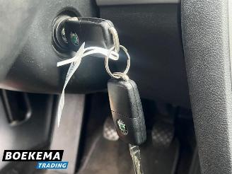 Skoda Octavia Combi 1.2 TSI Ambition Xenon Cruise Airco picture 29