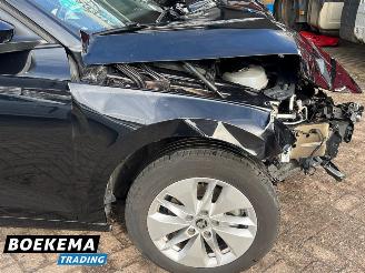 Skoda Octavia Combi 1.0 e-TSI Business Edition Navigatie Cruise Lane-Ass picture 7