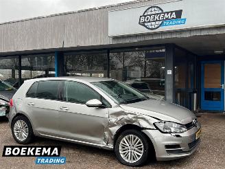 skadebil auto Volkswagen Golf 1.2 TSI Trend Edition AppleCar Climate Stoelverw. Cruise 2014/12