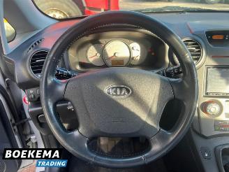 Kia Carens 2.0 CVVT X-clusive 7-Persoons Leer Navigatie Stoelverw. Airco picture 21