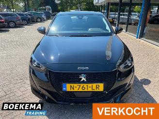 Peugeot e-208 EV Allure Pack 50 kWh Navi I-cockpit Camera Apple-Carplay picture 6