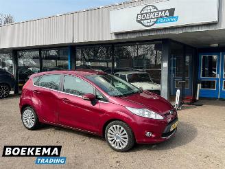 skadebil auto Ford Fiesta 1.6 Titanium Climate Cruise PDC Stoelverwarming 2009/3