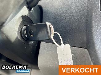 Volkswagen Transporter 1.9 TDI 340 6-Persoons DoKa Airco Cruise picture 24
