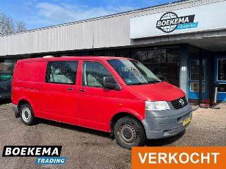 krockskadad bil bedrijf Volkswagen Transporter 1.9 TDI 340 6-Persoons DoKa Airco Cruise 2007/1