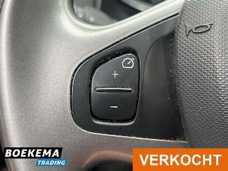 Renault Clio 0.9 TCe ECO Night&Day Navigatie Airco picture 24