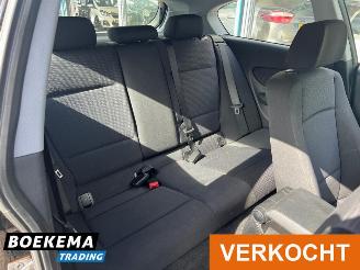 BMW 1-serie 116i Business Line Navigatie Cruise Climate picture 19