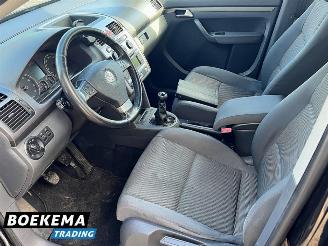 Volkswagen Touran 1.4 TSI 140PK Business Navigatie Cruise Climate picture 9