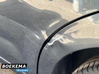 Citroën C3 1.2 PureTech Selection Automaat Navigatie Airco Cruise F1 picture 6