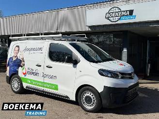 Käytettyjen commercial vehicles Toyota Proace 1.6 D-4D Cool Comfort Airco Imperial Trekhaak Schuifdeur Cruise 2016/12