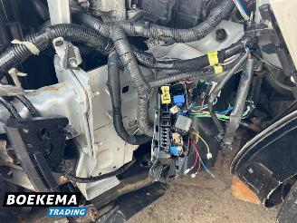 Nissan Qashqai 1.2 Connect Edition Automaat Navigatie Climate Cruise picture 9