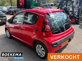 Peugeot 107 1.0 Access Airco 5-Deurs picture 3