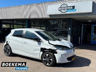 Damaged car Renault Zoé R110 Life Carshare 52 kWh Koopaccu! 2020/6