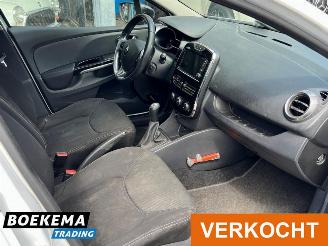 Renault Clio Estate 0.9 TCe Night&Day R-Link Navigatie Cruise Airco picture 12