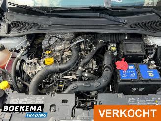 Renault Clio Estate 0.9 TCe Night&Day R-Link Navigatie Cruise Airco picture 6