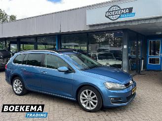 krockskadad bil auto Volkswagen Golf Variant 2.0 TDI 150PK Highline DSG Panorama Standkachel Leer Navigatie F1 2013/9