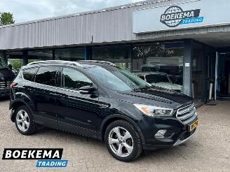 Avarii autoturisme Ford Kuga 1.5 EcoBoost Titanium 4WD Automaat Navigatie Stoel + Stuurverwarming 2017/1