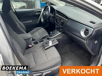 Toyota Auris Touring Sports 1.8 Hybrid Dynamic Navigatie Cruise Climate picture 23