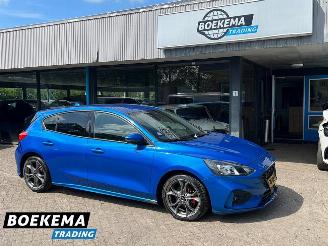 Voiture accidenté Ford Focus 1.0 EcoBoost Hybrid ST Line Stoel/Stuurverwaming Climate Navigatie Camera 2021/10