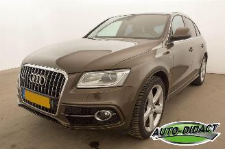 Damaged car Audi Q5 2.0 TFSI Leer Hybrid Quattro Pro Line S 2013/6
