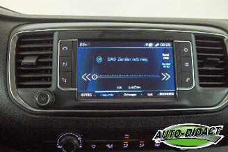 Peugeot Traveller 1.5 BlueHDI 8p.120 Business Standard S&S picture 8