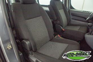 Peugeot Traveller 1.5 BlueHDI 8p.120 Business Standard S&S picture 23