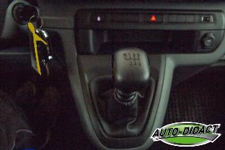 Peugeot Traveller 1.5 BlueHDI 8p.120 Business Standard S&S picture 19