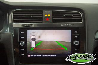 Volkswagen Golf 1.0 TSI Clima Navi Camera picture 8