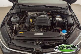 Volkswagen Golf 1.0 TSI Clima Navi Camera picture 41