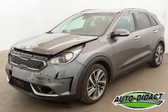  Kia Niro 1.6 Automaat Clima Navi Leder Camera 2017/10